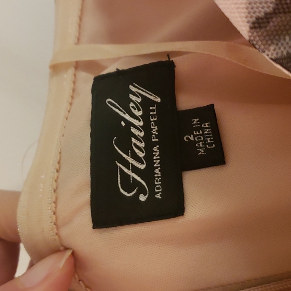 COPY - SHIMMERY COCKTAIL DRESS BY ADRIANNA PAPELL - Picture 4 of 5